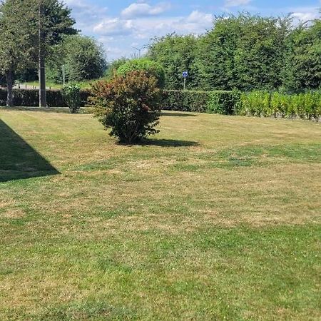 Maison De Campagne Bièvre Esterno foto